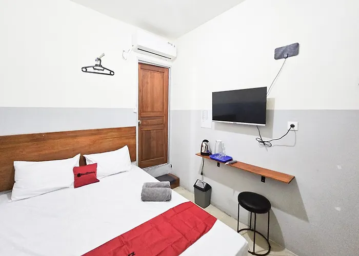 RedDoorz at Pucang Anom Timur Surabaya